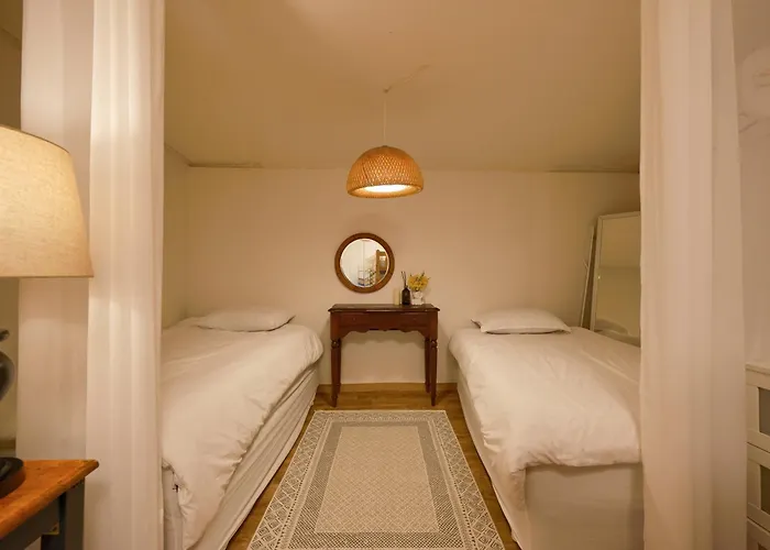 Itaewon Station 3 Minutes-6 Beds-7 People-massage Chair-private House