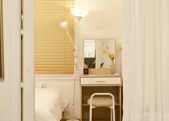 Apartamento Itaewon Station 3 Minutes-6 Beds-7 People-massage Chair-private House Seúl